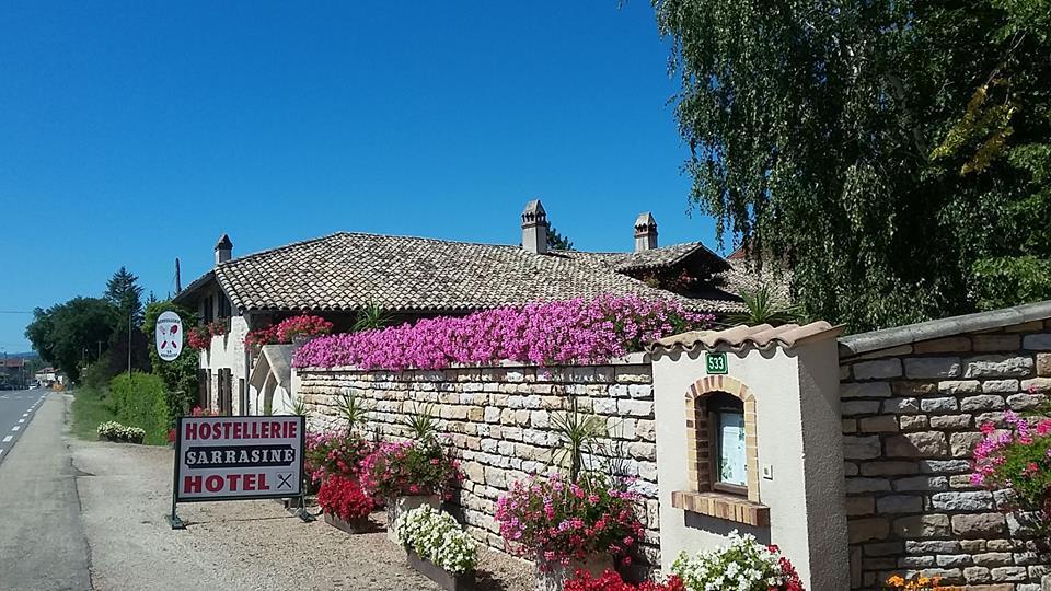 Hostellerie Sarrasine - Macon Est Replonges Exteriör bild